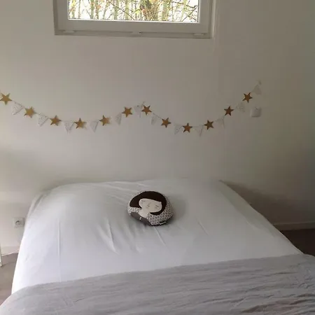 Holiday home Jardin Au Bord De